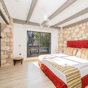 Peaceful Flat Near Hadrians Gate Apartment