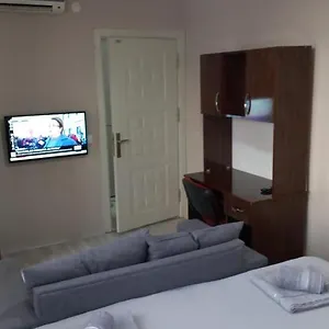 Happy Bouloute Apartment