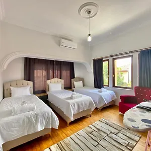 Ali Apartment
