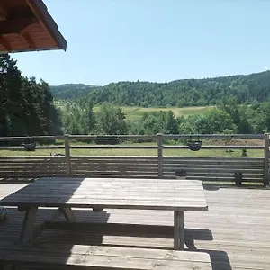 https://suite-a-la-campagne-dans-une-jolie-maison-en-bois.hotels-rhonealpes.com